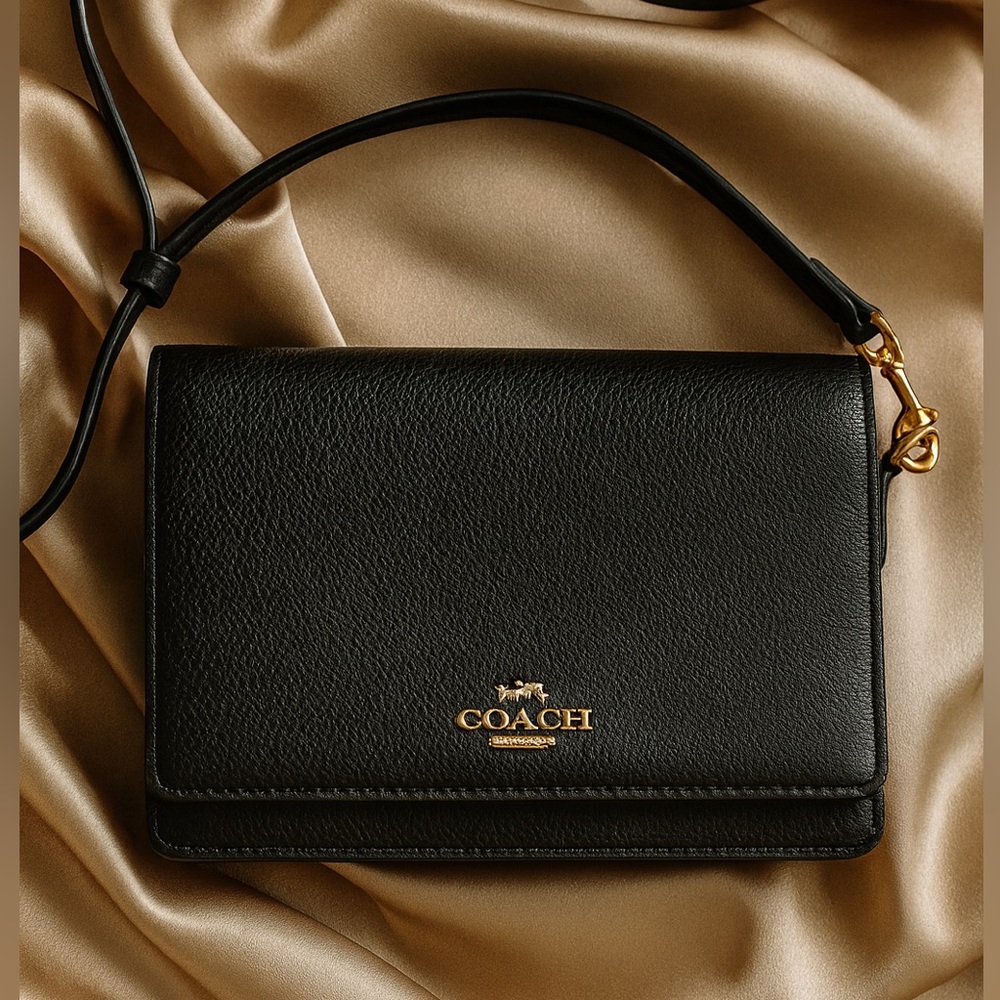 Coach Pebbled Leather Crossbody Bag in Black with Gold Hardware Like New